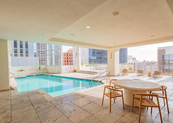 Apartment Stylish Asu Pool Gym Balcony Parking Wd *