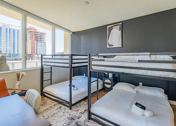 Apartment Stylish Asu Pool Gym Balcony Parking Wd *